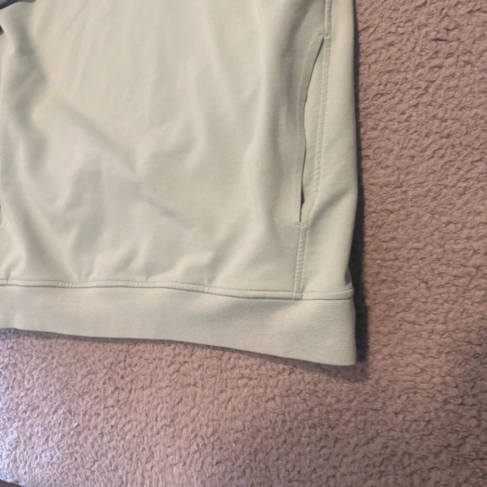 Lululemon City Sweat Hoodie Men M Color Hazy Jade Stretch Performance Casual